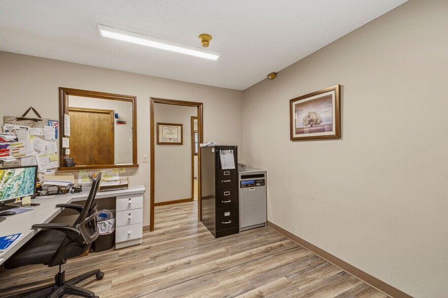 More Photos Of 690 Davison Rd, Lockport Office For Sale