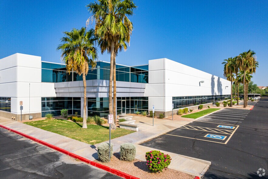 More Photos Of 14605 S 50th St, Phoenix Light Distribution For Lease