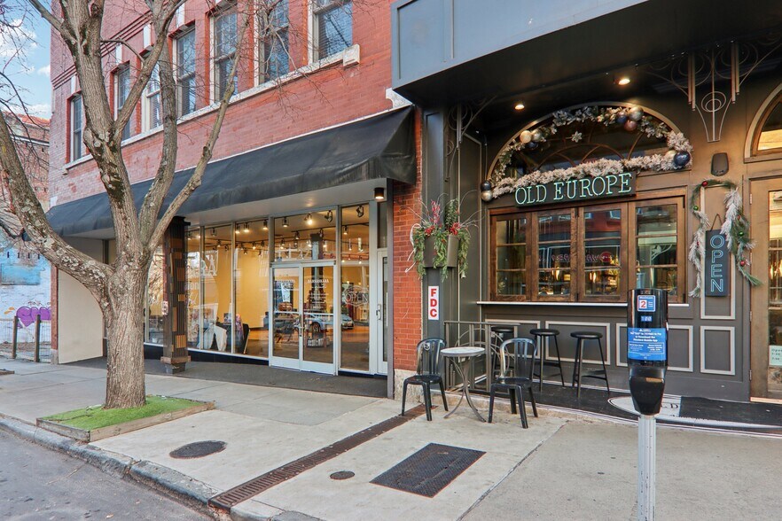 More Photos Of 22 Broadway St, Asheville Storefront Retail Office For Lease