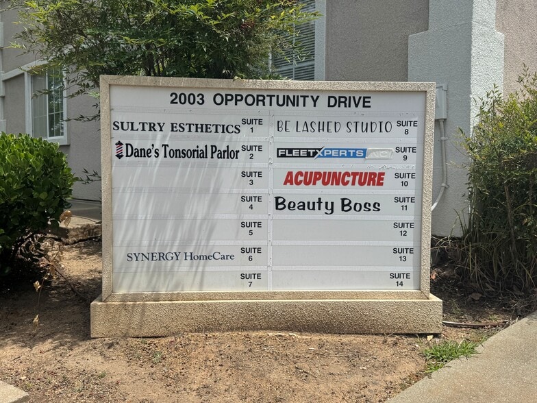 More Photos Of 2003 Opportunity Dr, Roseville Office For Sale