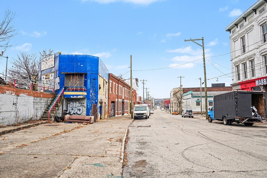 More Photos Of 1778 Central Ave, Cincinnati Auto Repair For Sale