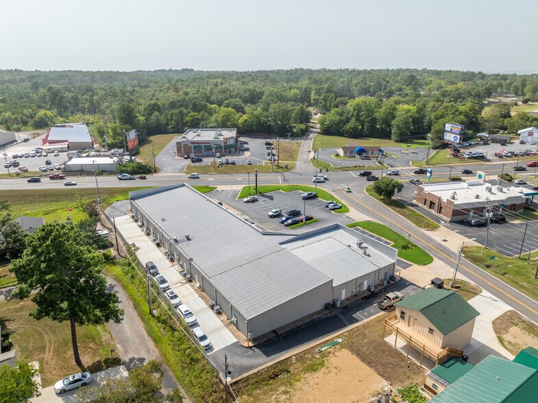 More Photos Of 1803 Airport Rd, Hot Springs General Retail For Lease