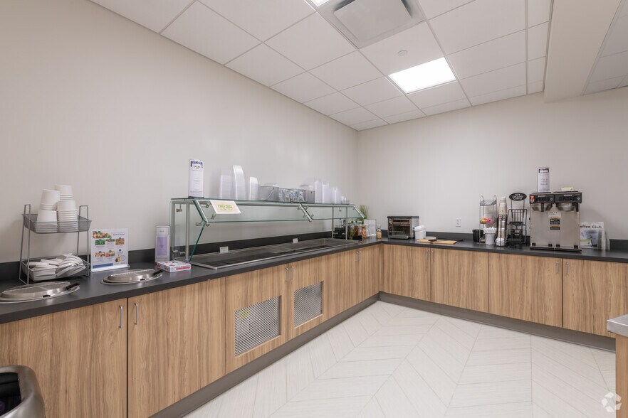 More Photos Of 700 Nickerson Rd, Marlborough Unknown For Lease