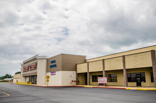 More Photos Of 759 Highway 62 E, Mountain Home Unknown For Lease