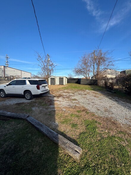 More Photos Of 2410 Eugenia Ave, Nashville Office For Lease