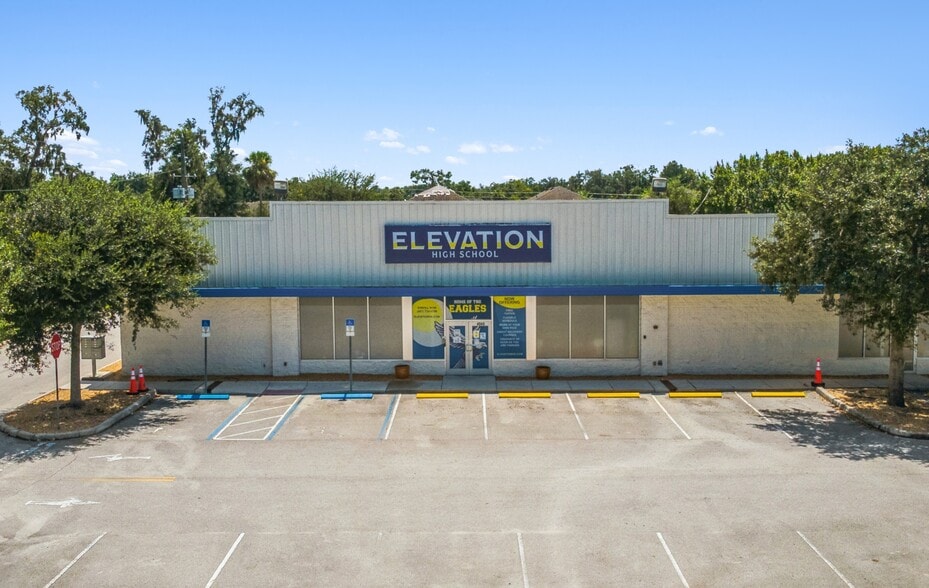 Primary Photo Of 4243 US-92, Sanford Schools For Sale
