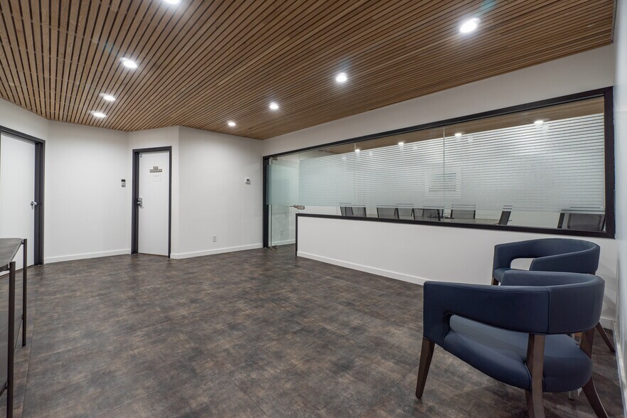 More Photos Of 2001 Union St, San Francisco Office For Lease