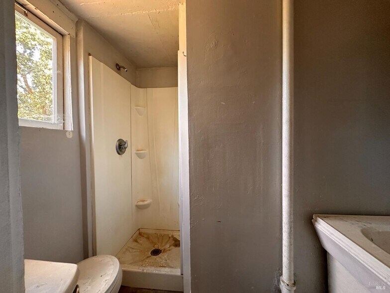 More Photos Of 131 Coombs St, Napa Apartments For Sale