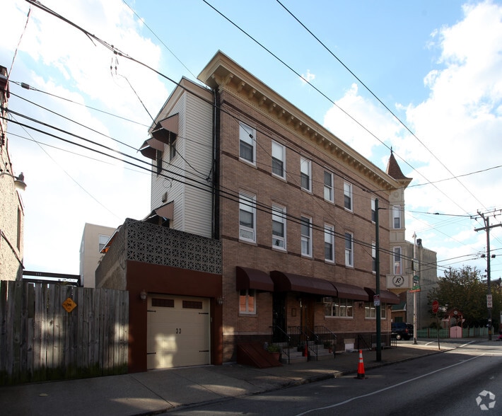 More Photos Of 1601-1603 S 2nd St, Philadelphia Storefront Retail Residential For Sale