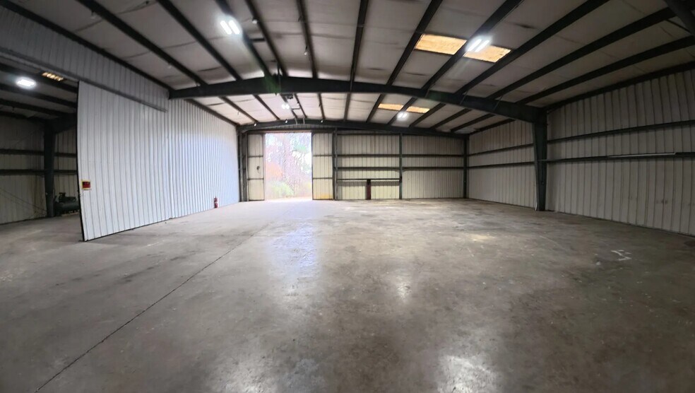 More Photos Of 1060 Old Guntersville Gadsden Rd, Boaz Industrial For Sale