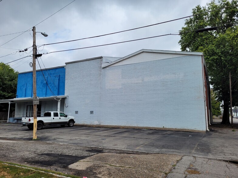More Photos Of 1900 W Muhammad Ali Blvd, Louisville Manufacturing For Lease