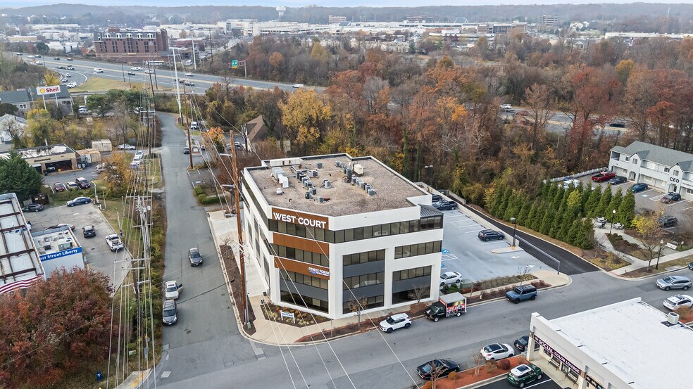 More Photos Of 2448 Holly Ave, Annapolis Medical For Lease