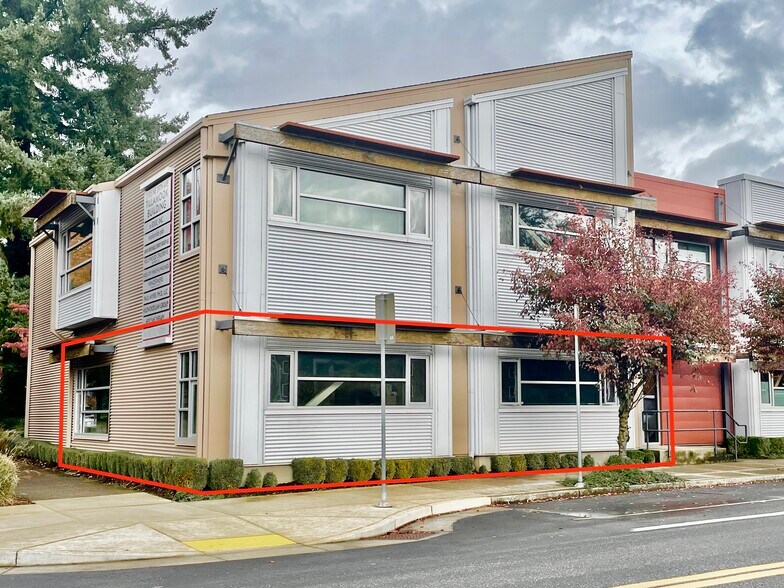 More Photos Of 3829-3843 NE Tillamook St, Portland Office For Lease