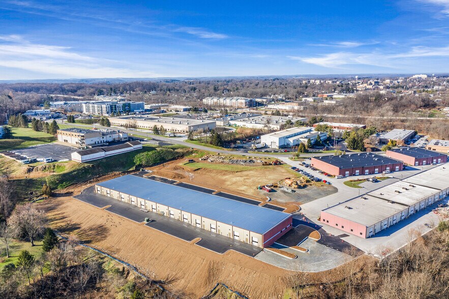 More Photos Of 11 Hagerty Blvd, West Chester Light Distribution For Lease
