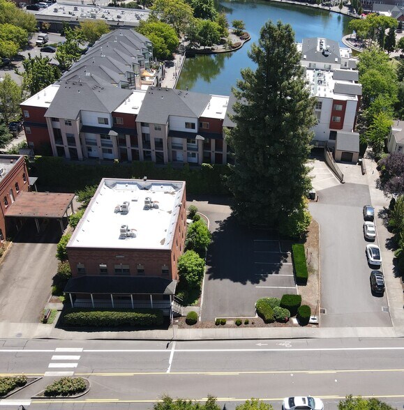 More Photos Of 18660 Sw Boones Ferry Rd, Tualatin Office For Lease