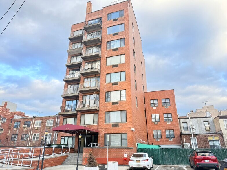More Photos Of 8714 57th Rd, Elmhurst Apartments For Sale