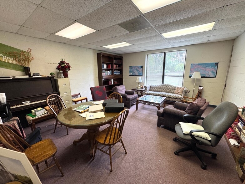 More Photos Of 847 New Hope Rd, Fayetteville Religious Facility For Sale