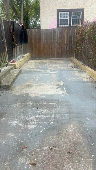 More Photos Of 3924 12th St NE, Washington Storefront For Lease