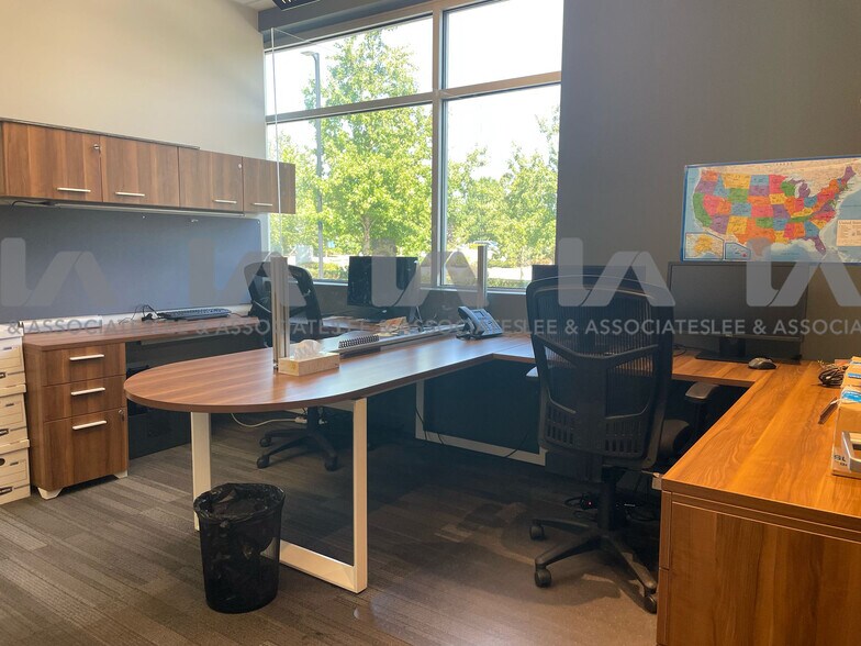 More Photos Of 19288 22nd Ave, Surrey Warehouse For Sale