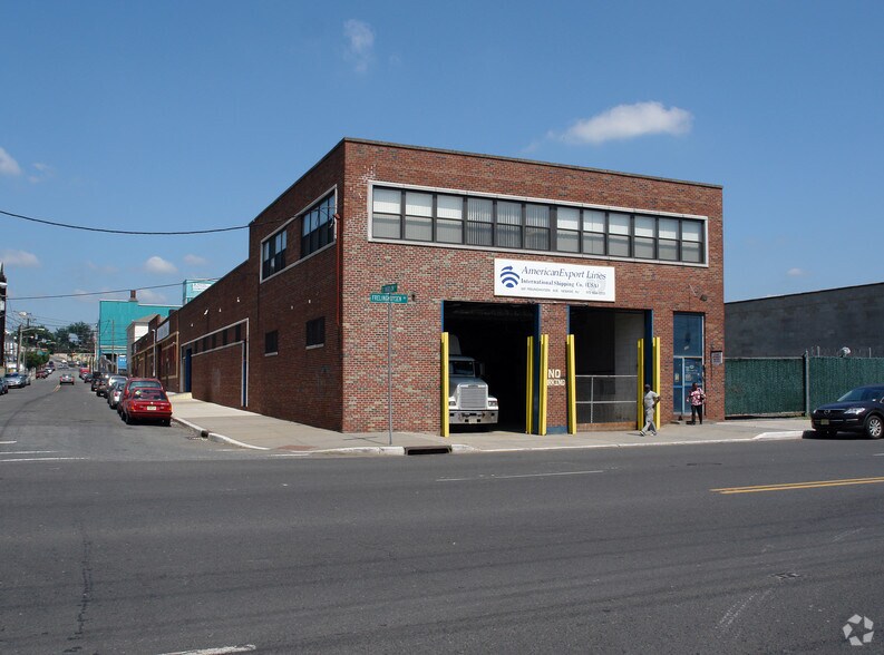 More Photos Of 169-171 Frelinghuysen Ave, Newark Warehouse For Lease