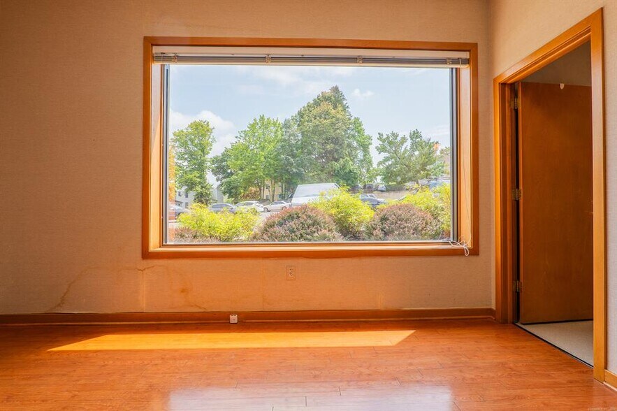 More Photos Of 8 Prospect St, Ridgefield Storefront Retail Office For Sale