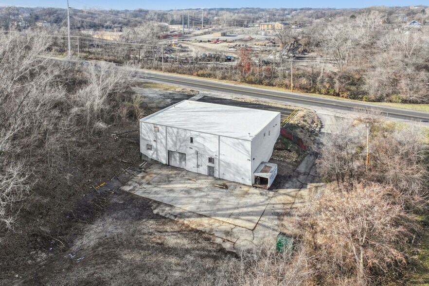 More Photos Of 1839 N 10th St, Kansas City Warehouse For Sale