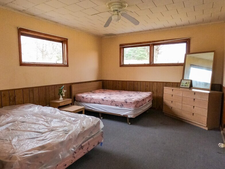 More Photos Of 203 County Route 405, Greenville Hotel For Sale