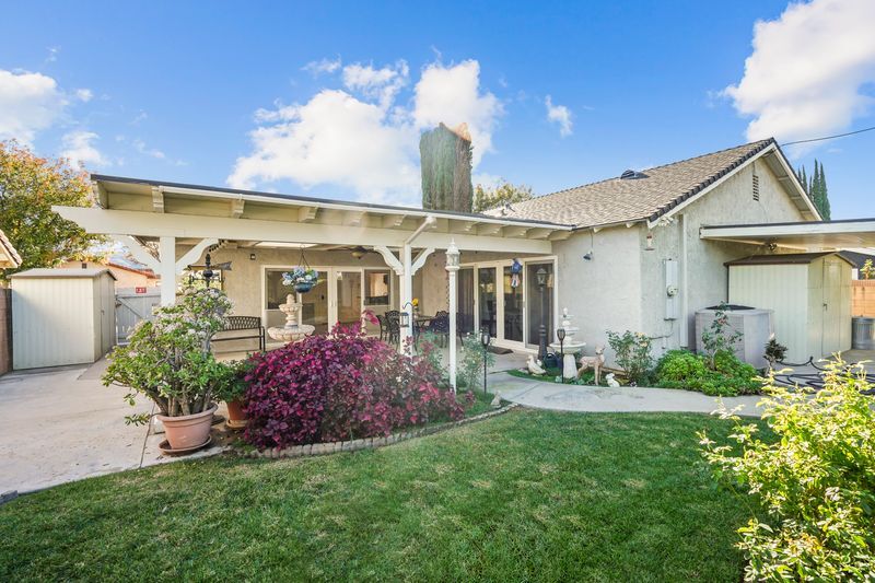 Primary Photo Of 2399 Lee St, Simi Valley Healthcare For Sale