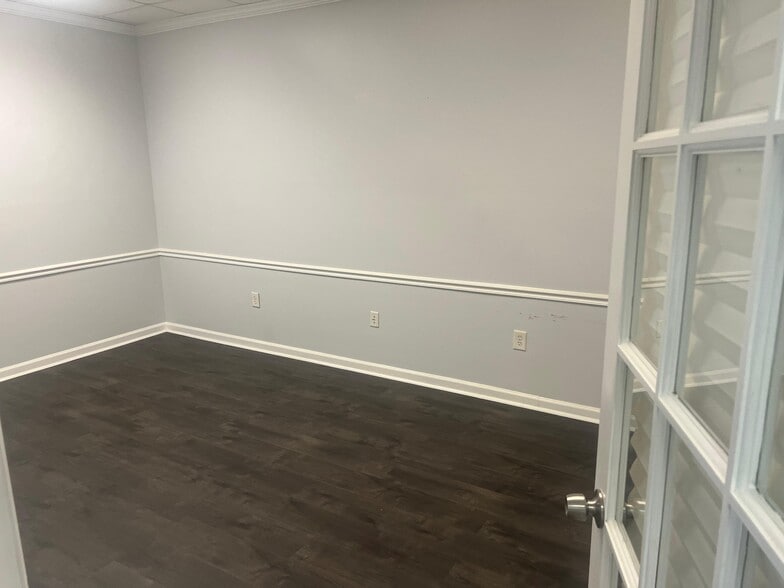 More Photos Of 530 Highland Station Dr, Suwanee Medical For Lease