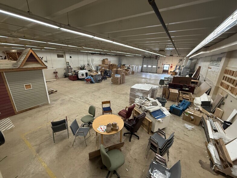 More Photos Of 2960 W Enon Rd, Xenia Flex For Lease