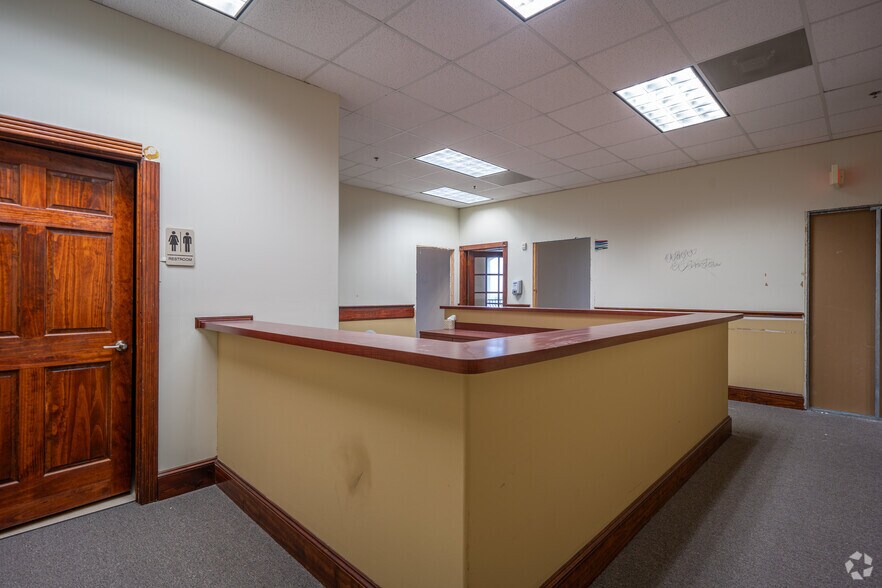 Photo of 4th Floor Ste 406