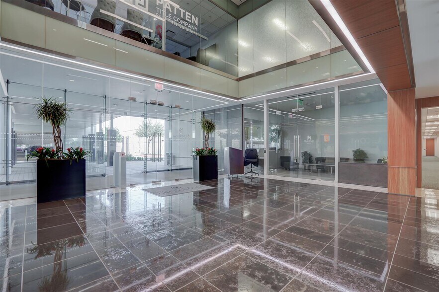 More Photos Of 19219 Katy Fwy, Houston Office For Lease