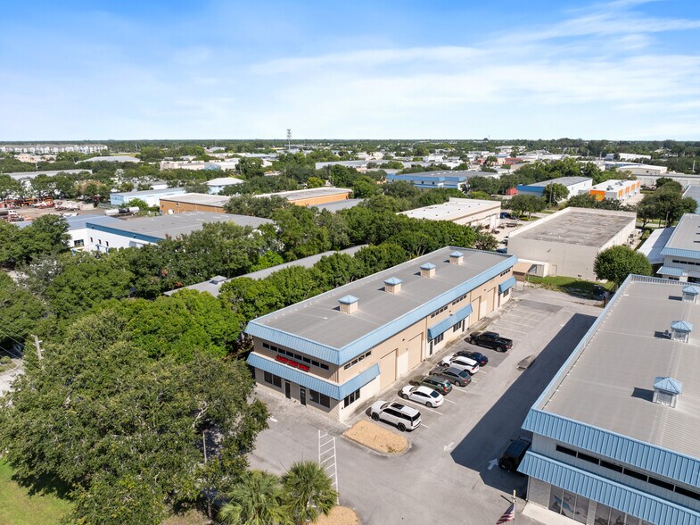 More Photos Of 3483-3497 SE Lionel Ter, Stuart Warehouse For Sale