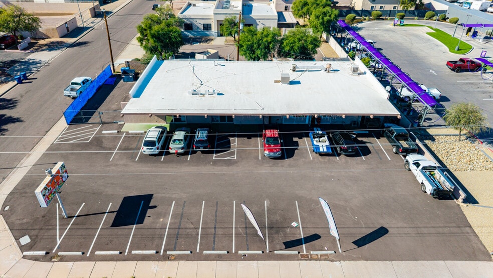 More Photos Of 1704 N Country Club Dr, Mesa Restaurant For Sale