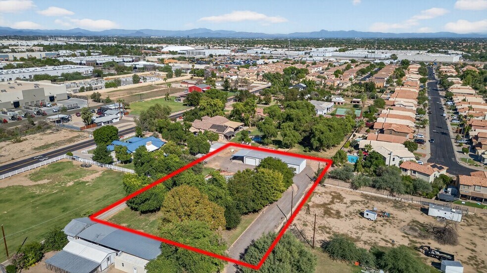 Primary Photo Of 9259 S Priest Dr, Tempe Showroom For Lease