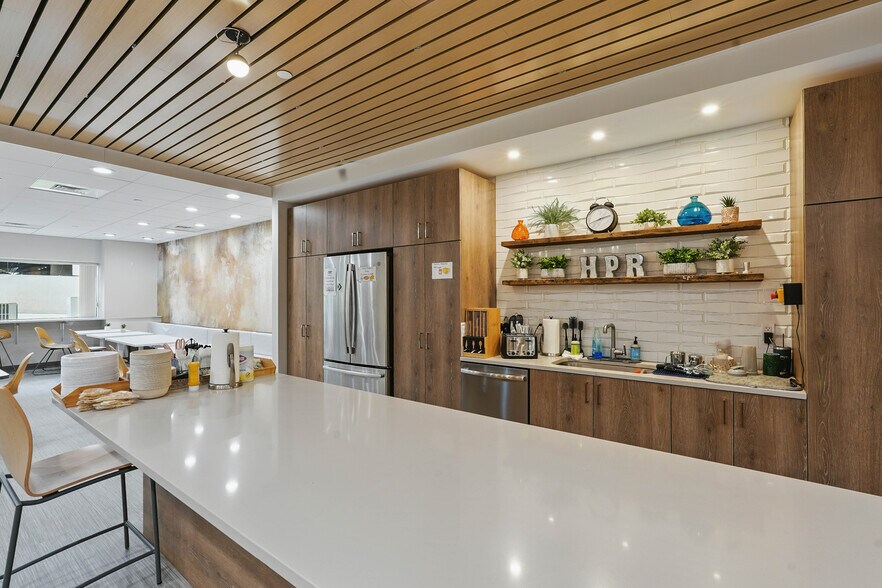 More Photos Of 75 Second Ave, Needham Office For Lease