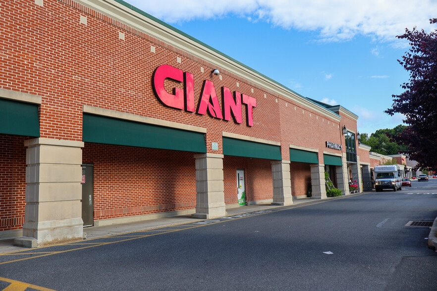 More Photos Of 1052 Lititz Pike, Lititz Unknown For Lease
