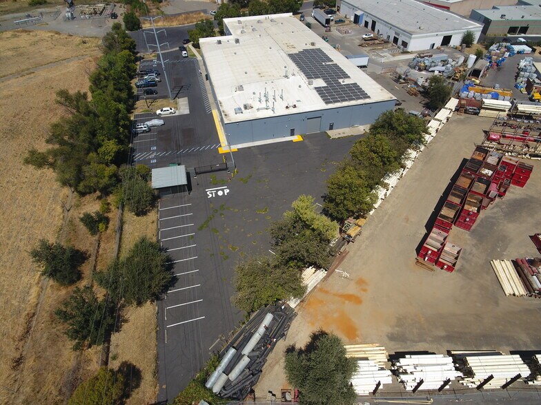 More Photos Of 3959-3971 Commerce Dr, West Sacramento Warehouse For Lease