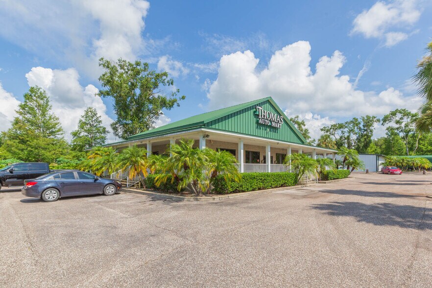 More Photos Of 13815 21st St, Dade City Auto Dealership For Sale