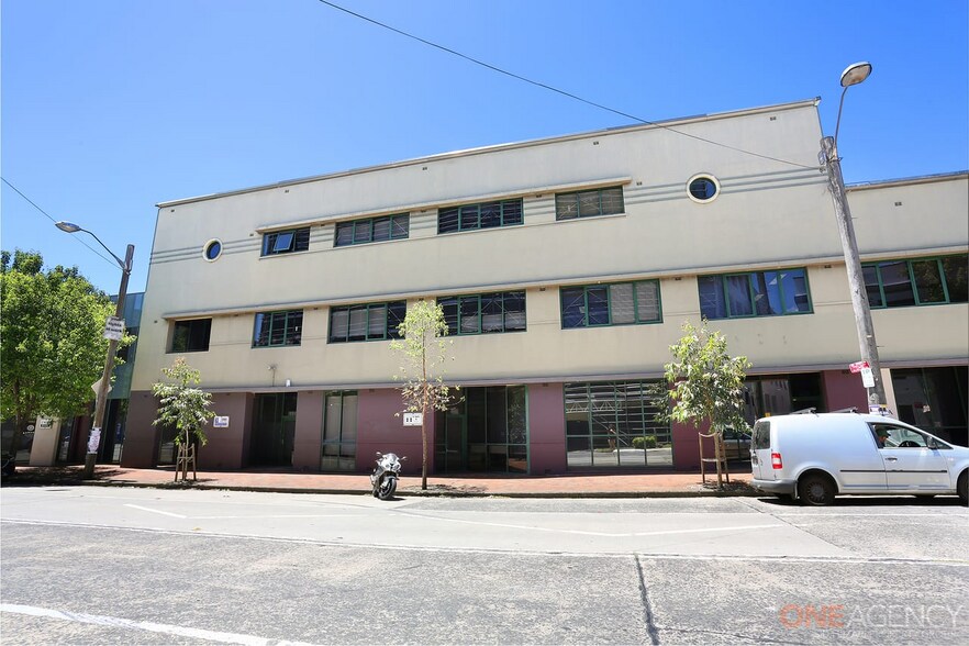 More Photos Of 29 Bridge Rd, Stanmore Light Distribution For Lease