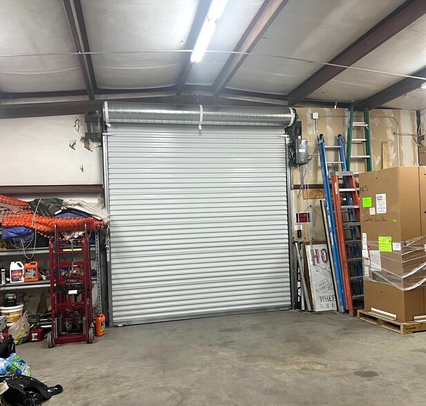 More Photos Of 3040 Todos Santos St NW, Albuquerque Warehouse For Lease