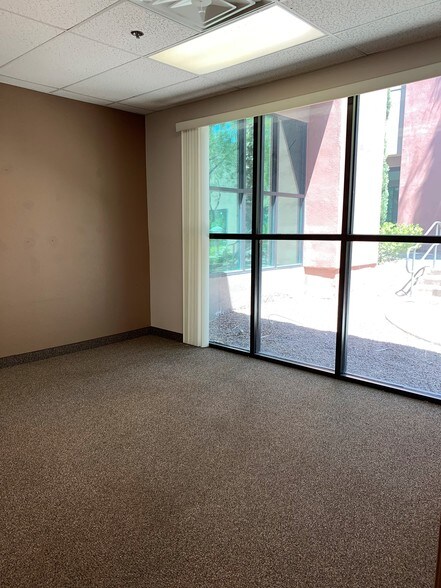 More Photos Of 4270 S Decatur Blvd, Las Vegas Medical For Lease