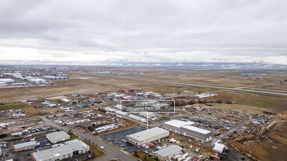 More Photos Of 3775 N 200 W, Hyde Park Service For Lease