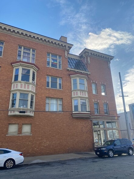 More Photos Of 900 S 5th St, Milwaukee Apartments For Sale
