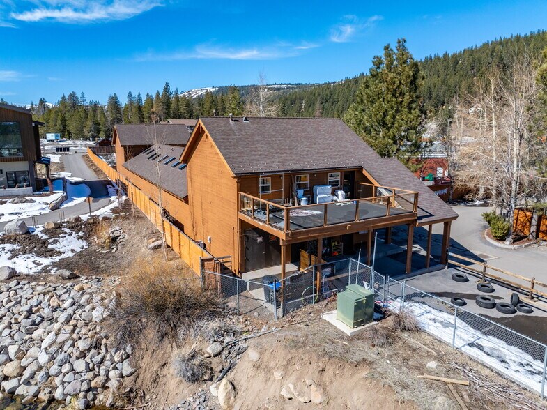 More Photos Of 12315 Deerfield Dr, Truckee Office Residential For Sale