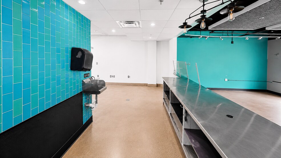 More Photos Of 2300 N Pershing Dr, Arlington Medical For Sale