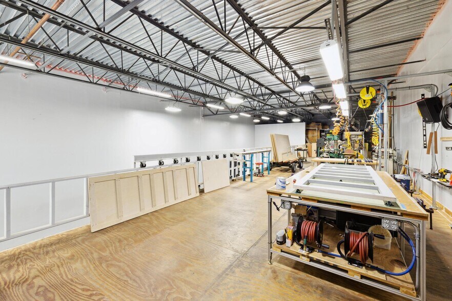 More Photos Of 3700-3718 SW 30th Ave, Fort Lauderdale Warehouse For Sale