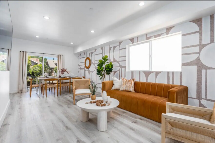 More Photos Of 216 N Coronado St, Los Angeles Multifamily For Sale