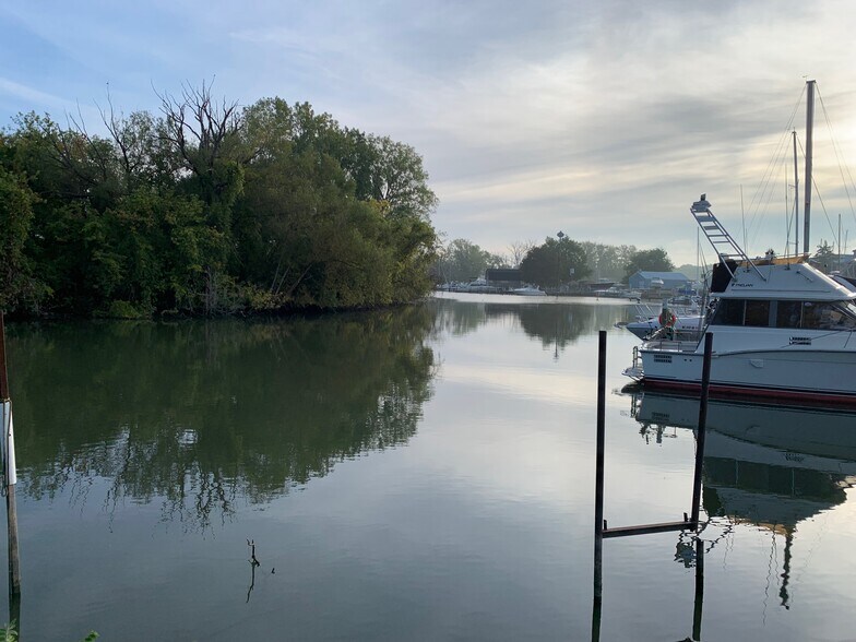 More Photos Of 14011 Laplaisance Rd, Monroe Freestanding For Sale