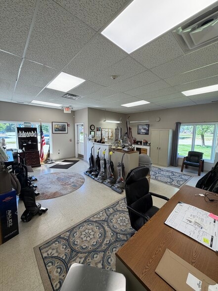 More Photos Of 211 Loudon Rd, Concord Office For Lease